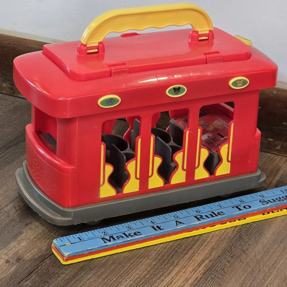 Daniel Tiger's Neighborhood Deluxe Electronic Trolley Talking Musical‎ Toy Works